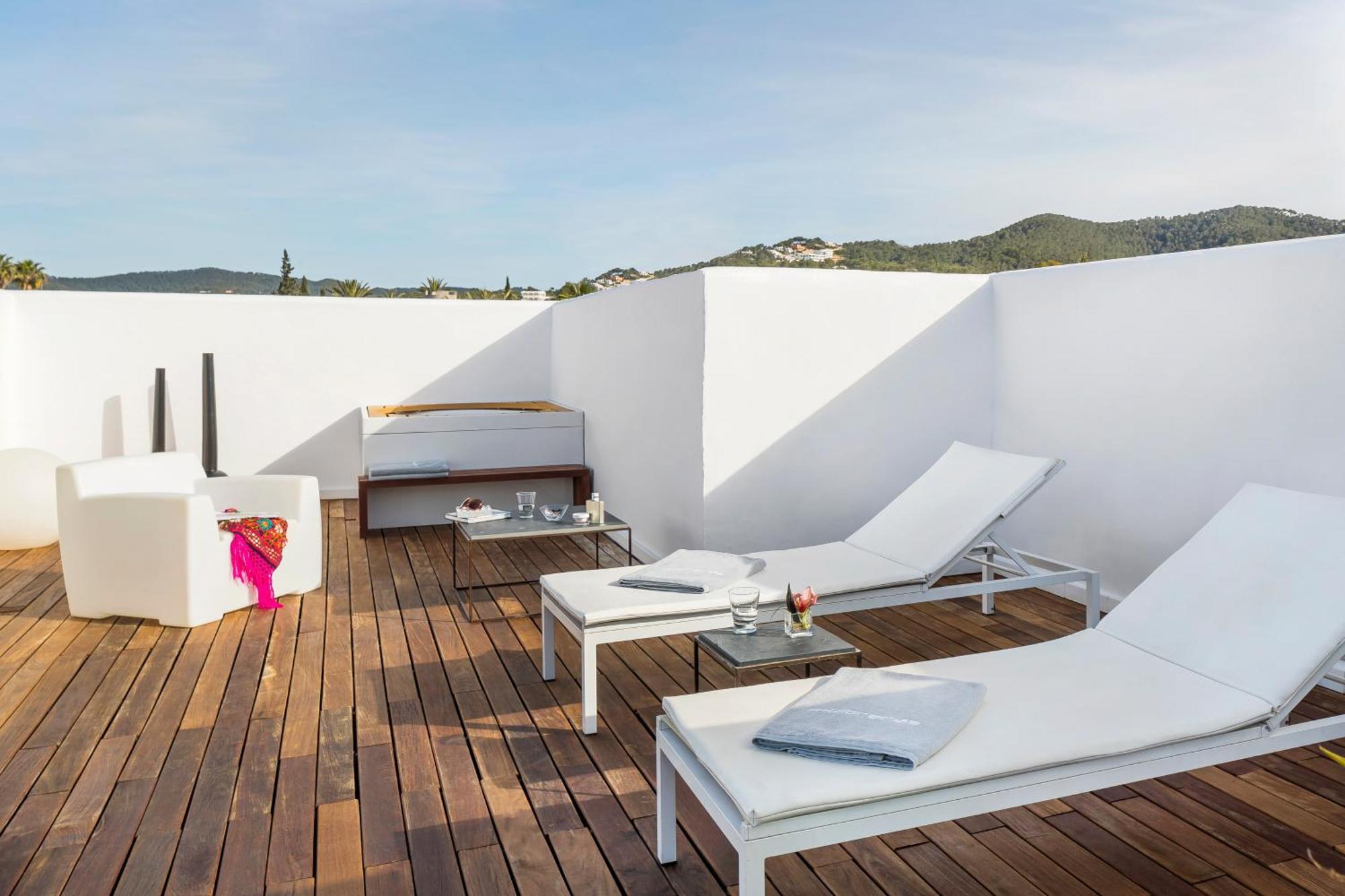 Hotel Boutique Ses Pitreras San Antonio  Room photo