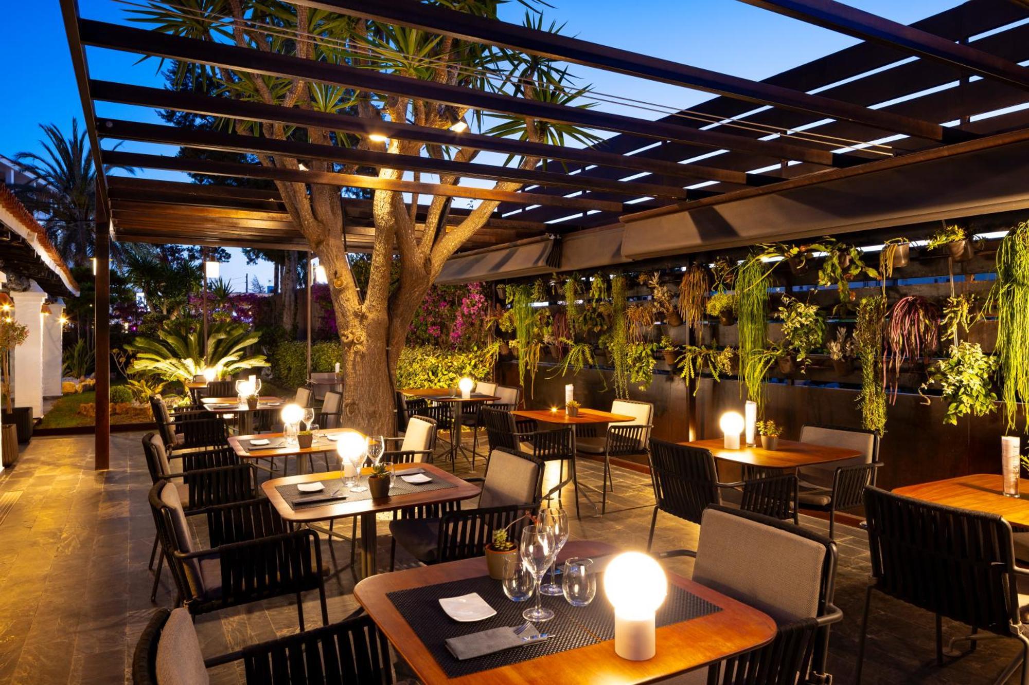 Hotel Boutique Ses Pitreras San Antonio  Exterior photo